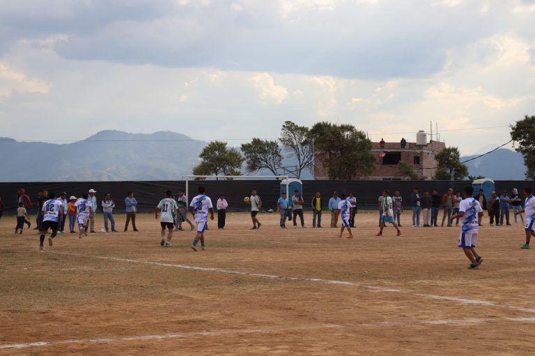 Tarde deportiva de fútbol y concurso de tejas – 28 de agosto 2024.